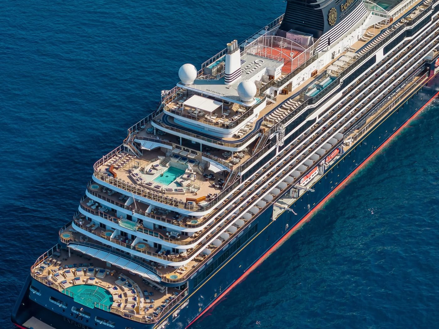 Luxury cruise ship